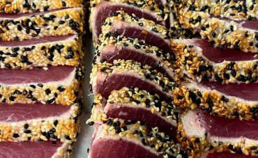 Pepper Crusted tuna steak - Single Meal